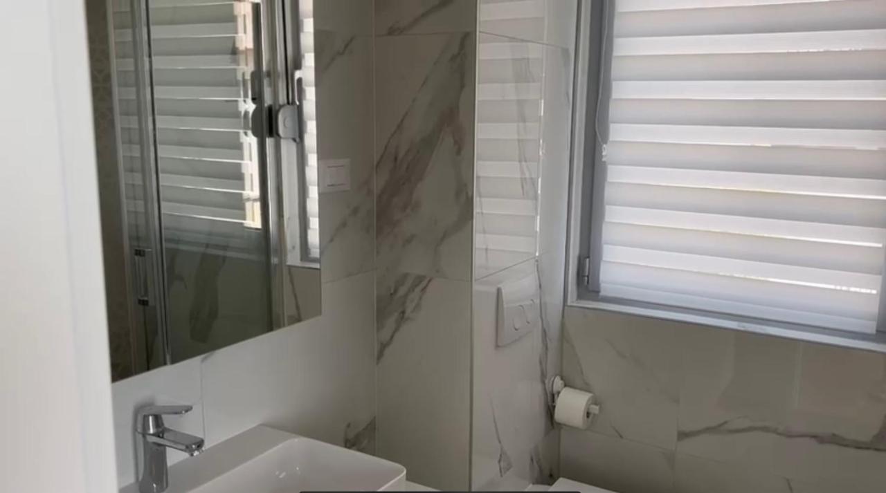 Splendid Split View Apartment Εξωτερικό φωτογραφία