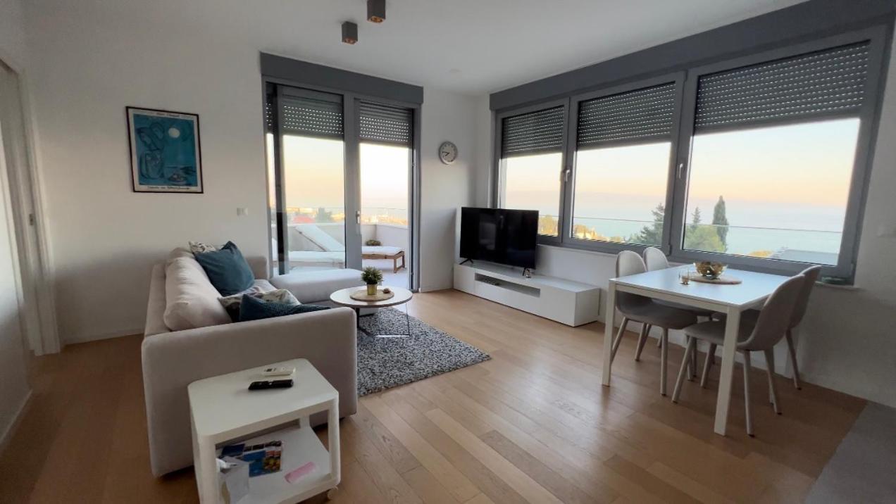 Splendid Split View Apartment Εξωτερικό φωτογραφία